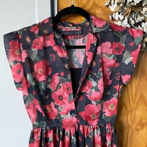 Christy Dawn piper dress in black with red flowers size small